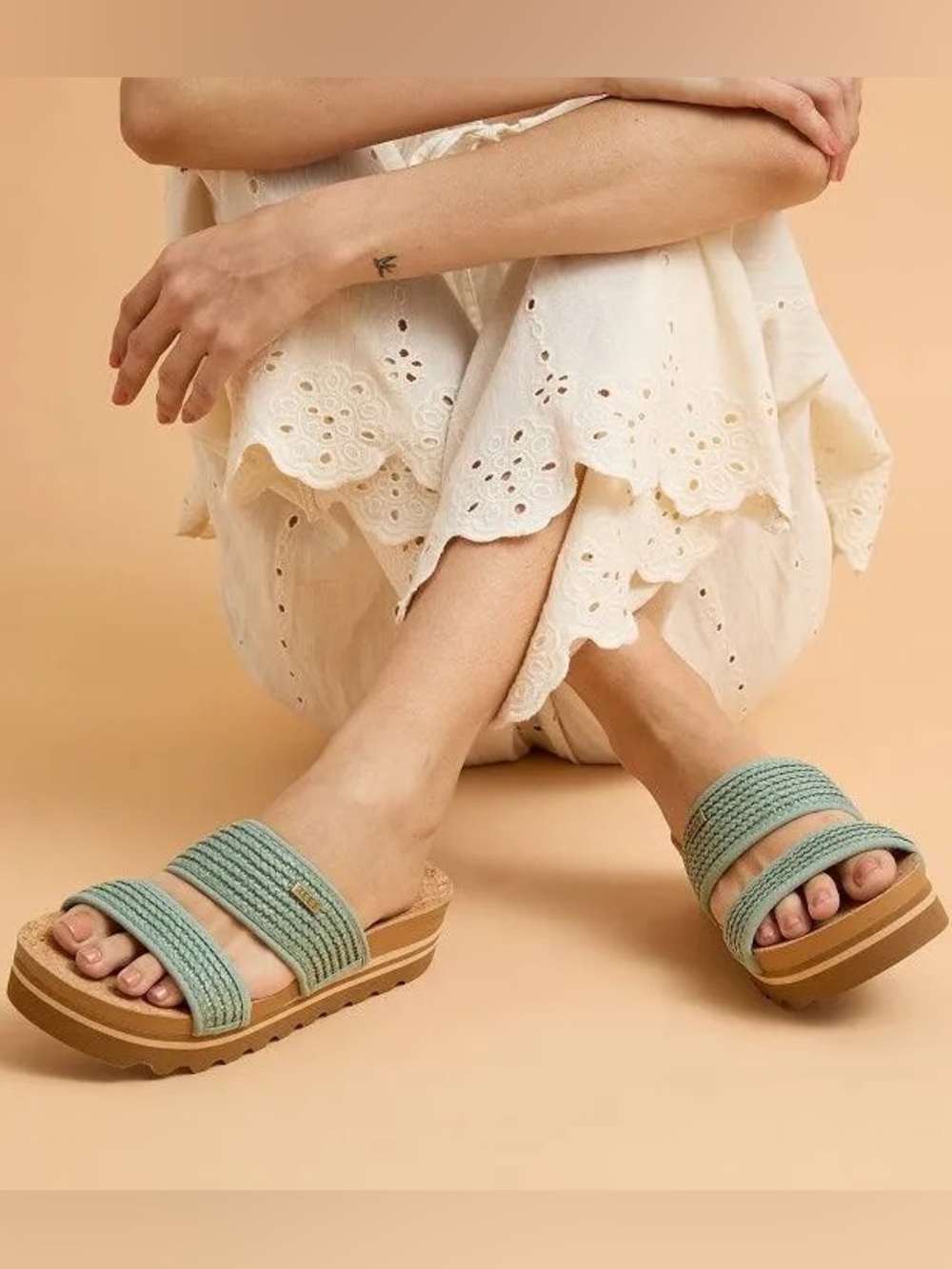 REEF Women’s Cushion Vista Hi Woven Platform Slide Sandals Bluish Gray Size 8